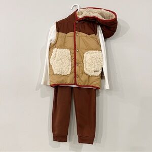 BearPaw Outfit Set Size 3T